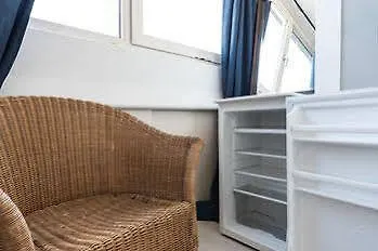 Hotell Bijlmermeer - Arena Area 3*